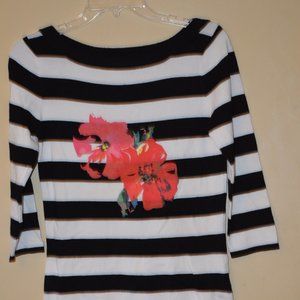 Venni designer floral print sweater - size M.